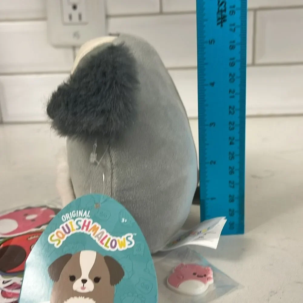 Squishmallows Wendy Frog Bucket Hat & Malu Dog - Shih Tzu & Stickers